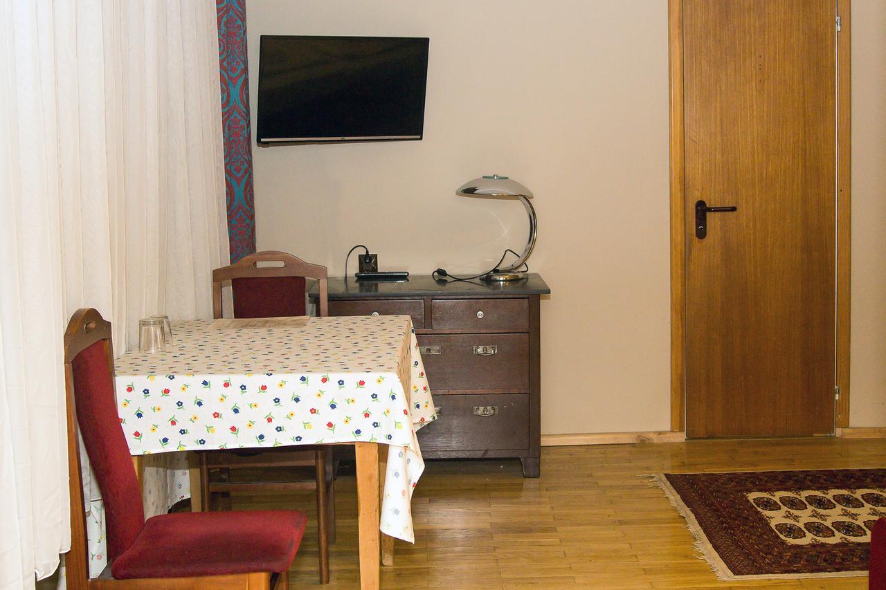 Hotel Karkonosze Kamienna Gora Dış mekan fotoğraf